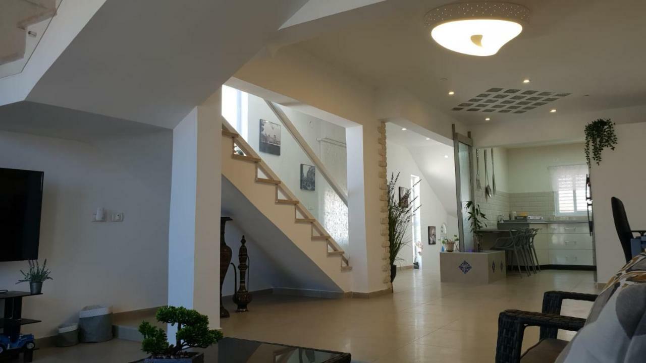 Amazing Apartment ไฮฟา ภายนอก รูปภาพ